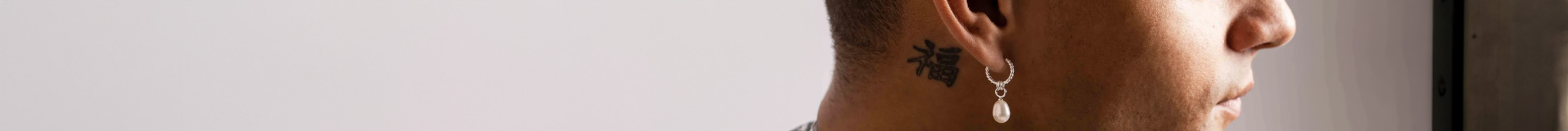 Øreringe med steiner/perler