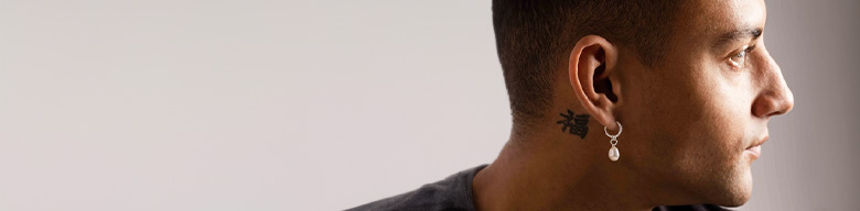 Øreringe med steiner/perler