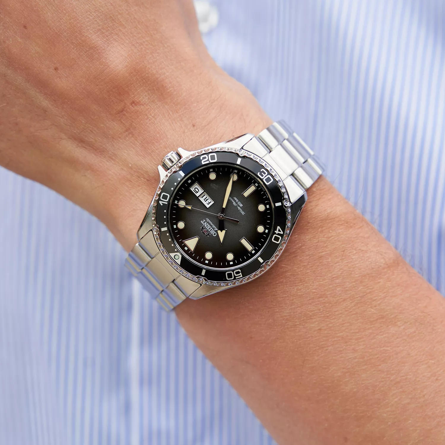 Orient kamasu mako iii deals automatic sapphire 200m divers watch
