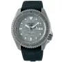 Seiko 5 Sports Automatic SRPE79k1 klokke med Grå urskive og en urkasse med 43 mm i diameter og en Gummireim i Svart